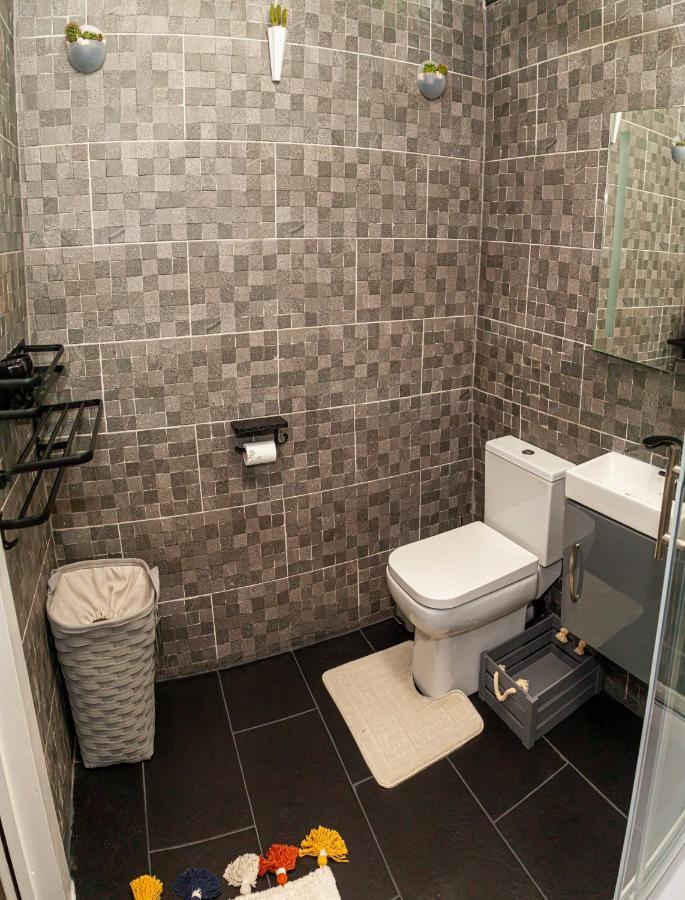 Luxury Comfort 1 Bedroom Suite เบอร์มิงแฮม ภายนอก รูปภาพ